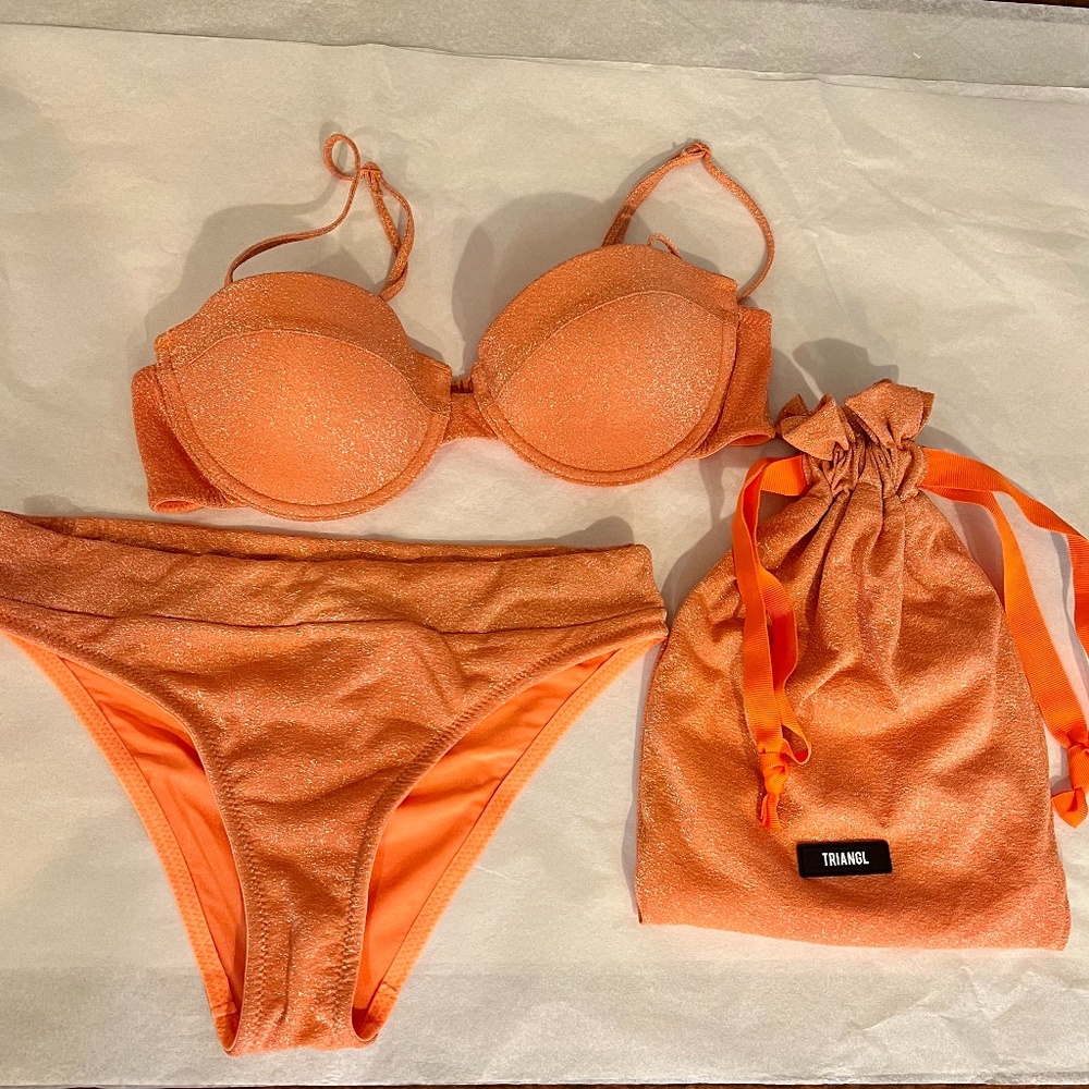 Triangl Swimsuit (Dylla - Apricot Sparkle)